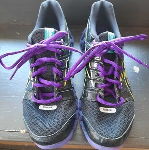 Women's Reebok Zig Tech Shark Shoes sz 5.5